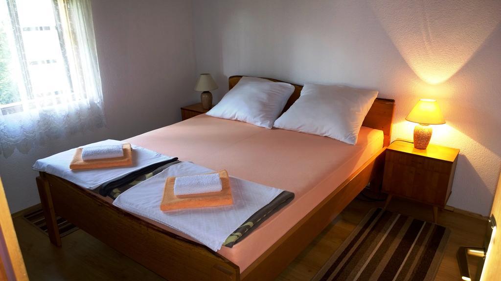 Rustic Home Mia ドゥガ・レサ 部屋 写真