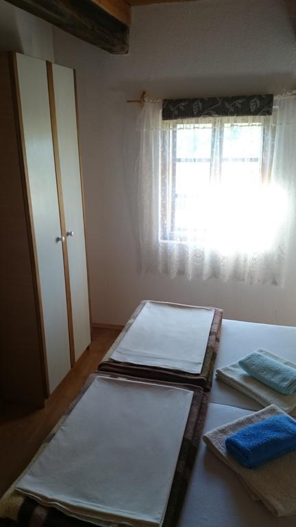 Rustic Home Mia ドゥガ・レサ 部屋 写真