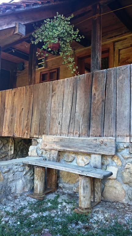 Rustic Home Mia ドゥガ・レサ 部屋 写真