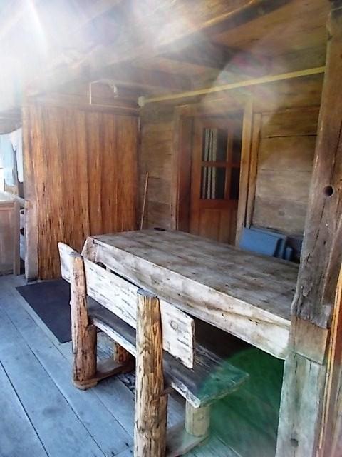 Rustic Home Mia ドゥガ・レサ 部屋 写真