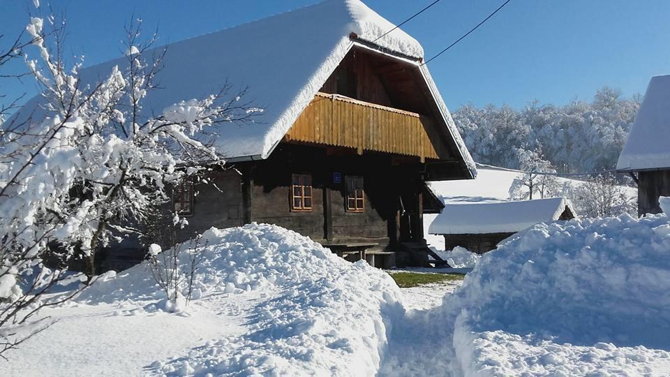 Rustic Home Mia ドゥガ・レサ エクステリア 写真