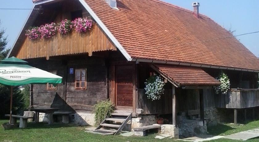 Rustic Home Mia ドゥガ・レサ エクステリア 写真