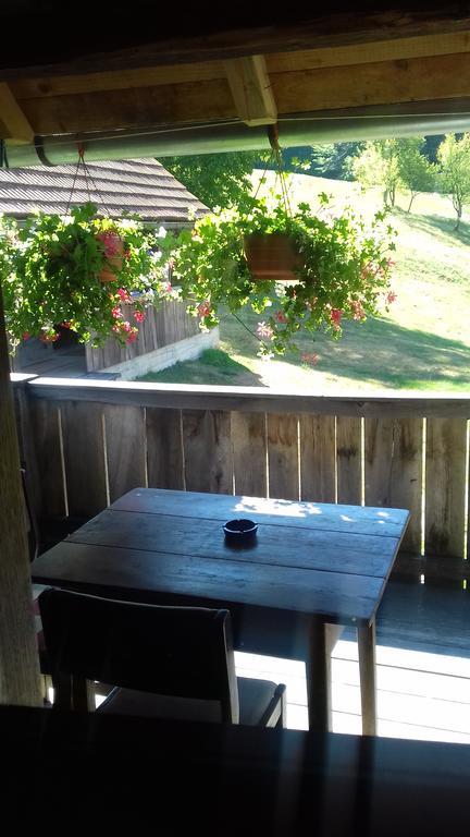 Rustic Home Mia ドゥガ・レサ エクステリア 写真